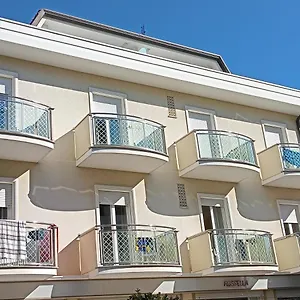 rossella.riccione-hotels.org/